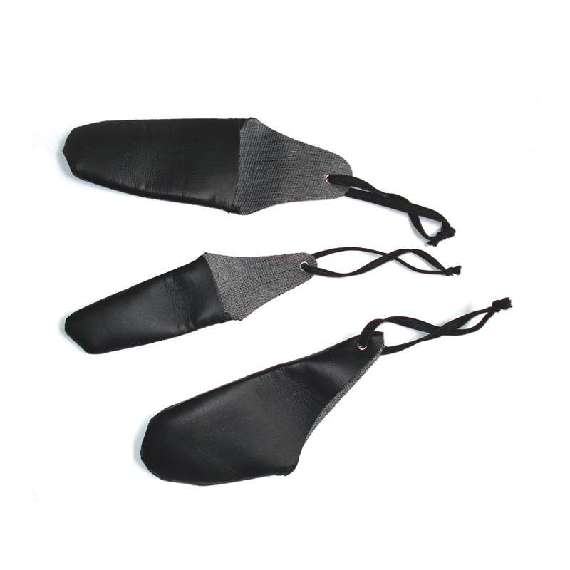 На пальці/великий палець